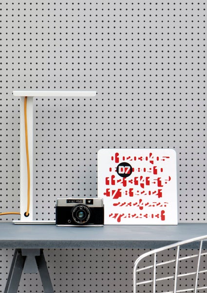 Mini Moderns Peggy Concrete wallpaper