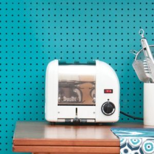Mini Moderns Peggy Lido wallpaper