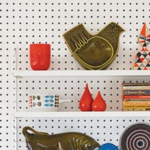 Mini Moderns Peggy Snow wallpaper